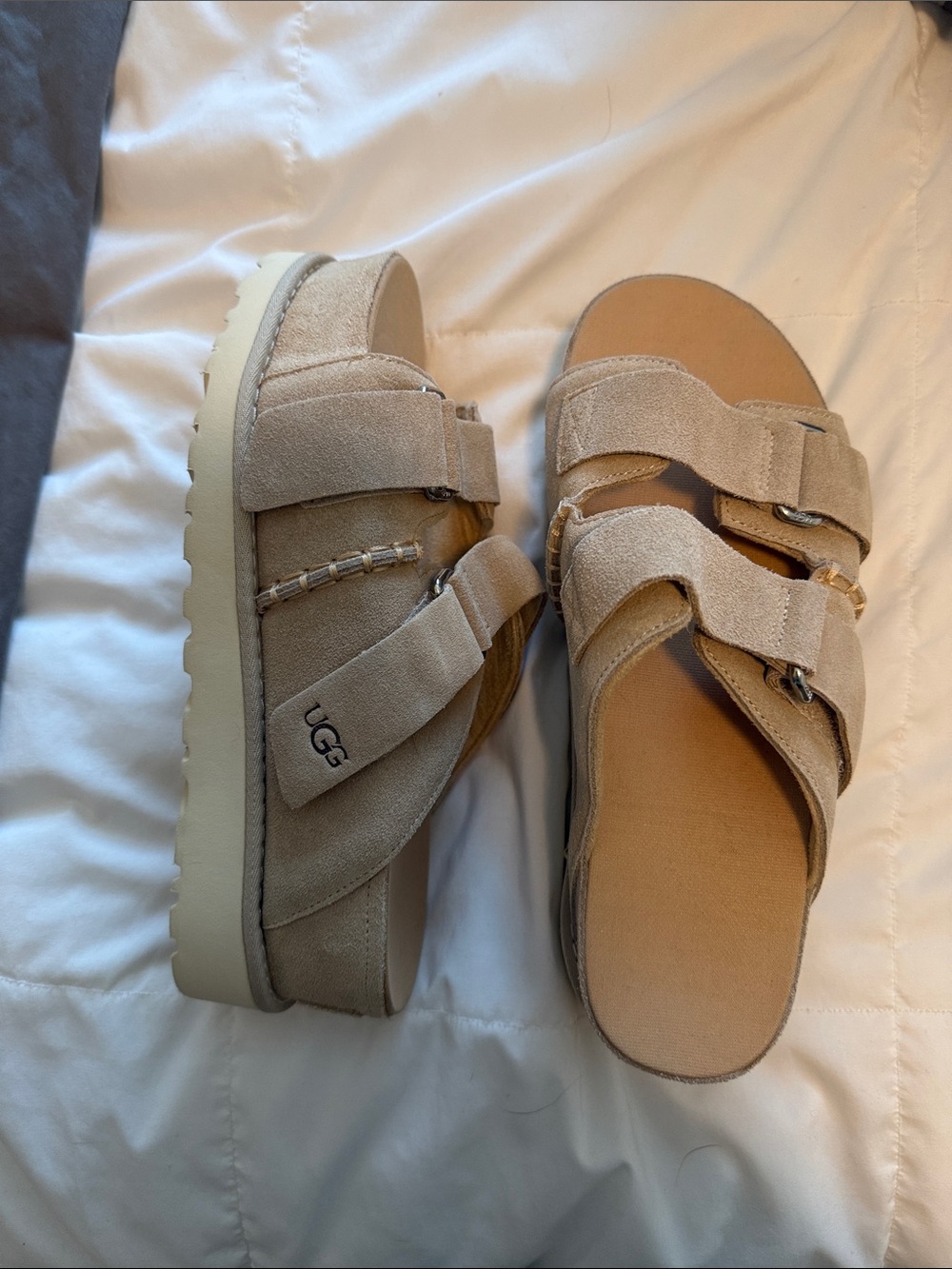 NWOTWomen's Beige Suede Double-Strap Slide Sandals